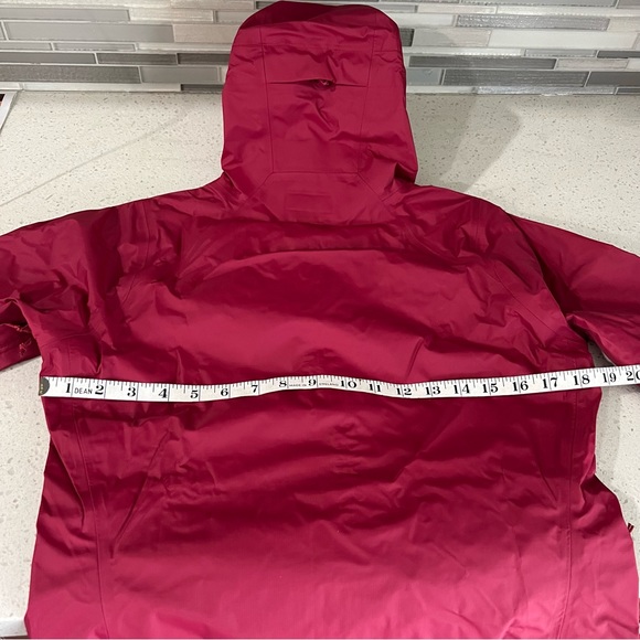 New with tag Patagonia Womens XXS fits S Torrentshell 3L waterproof jacket Red - Picture 8 of 8
